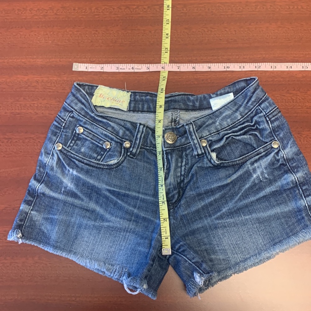 Machine Short Shorts - Picture 3 of 7